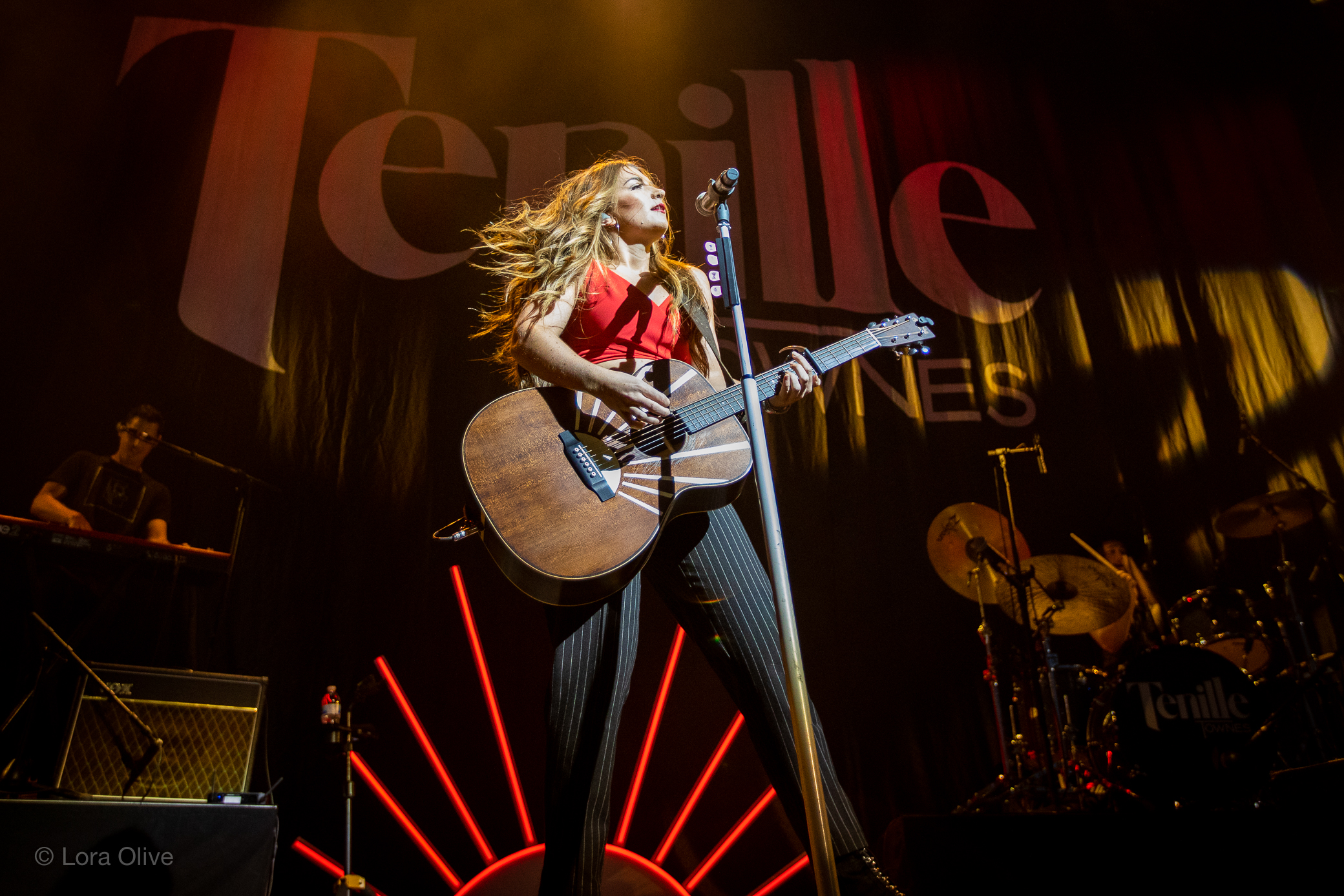 CMA Canadian Artist Tenille Townes Comes to Downtown Indy